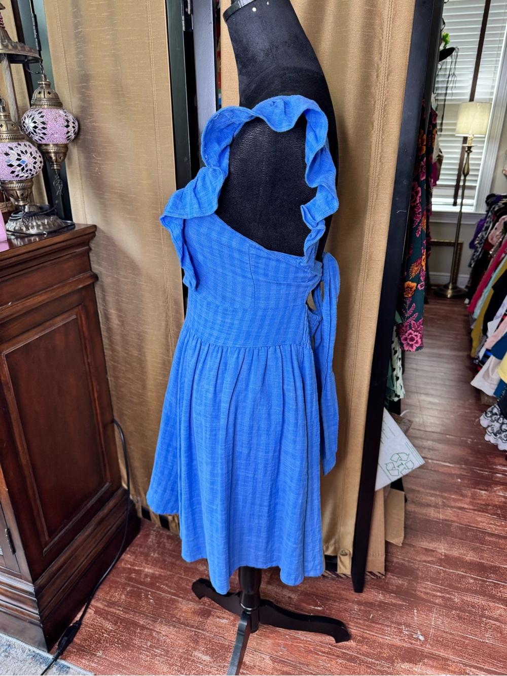 Glam Blue Ruffle Sleeve Tie Back Dress Size Medium Cotton Rayon Fit & Flare - Picture 3 of 7